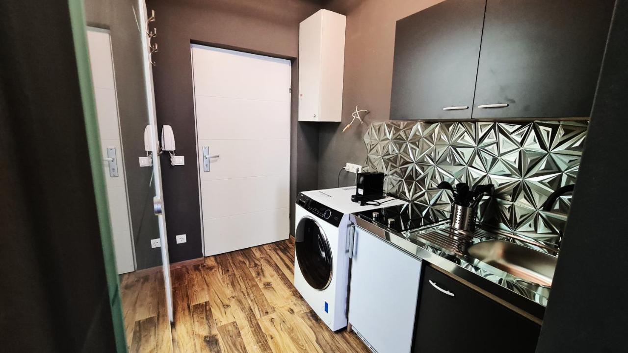 Boutique Apartments Vienna - Design 6 ภายนอก รูปภาพ