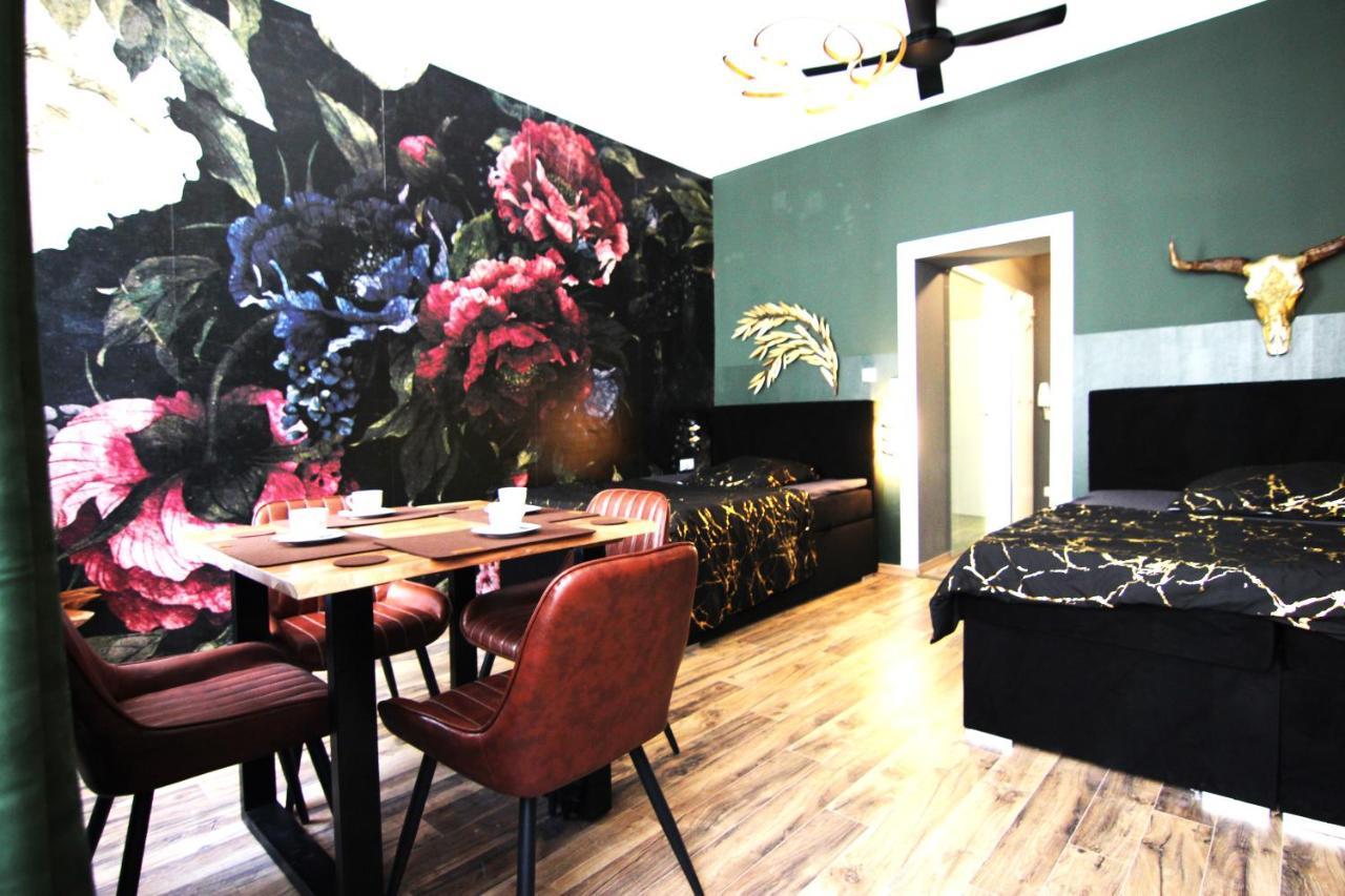 Boutique Apartments Vienna - Design 6 ภายนอก รูปภาพ